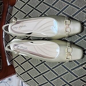Easy street sling back heel